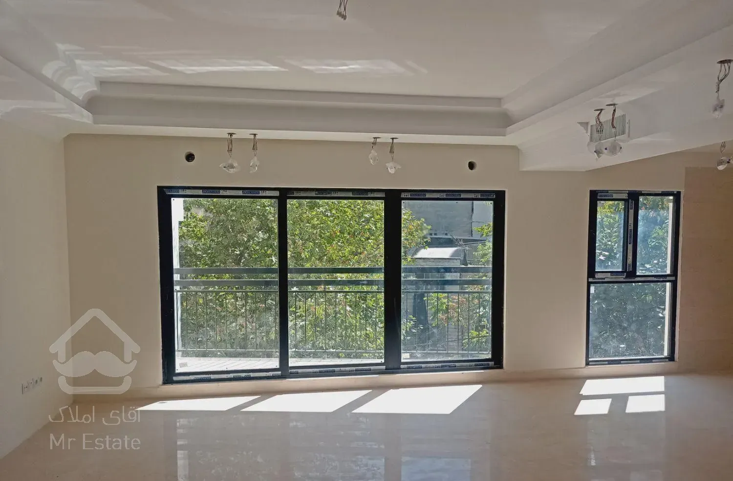 150متر نوساز کلید نخورده دو پارکینگ سندی قیطریه