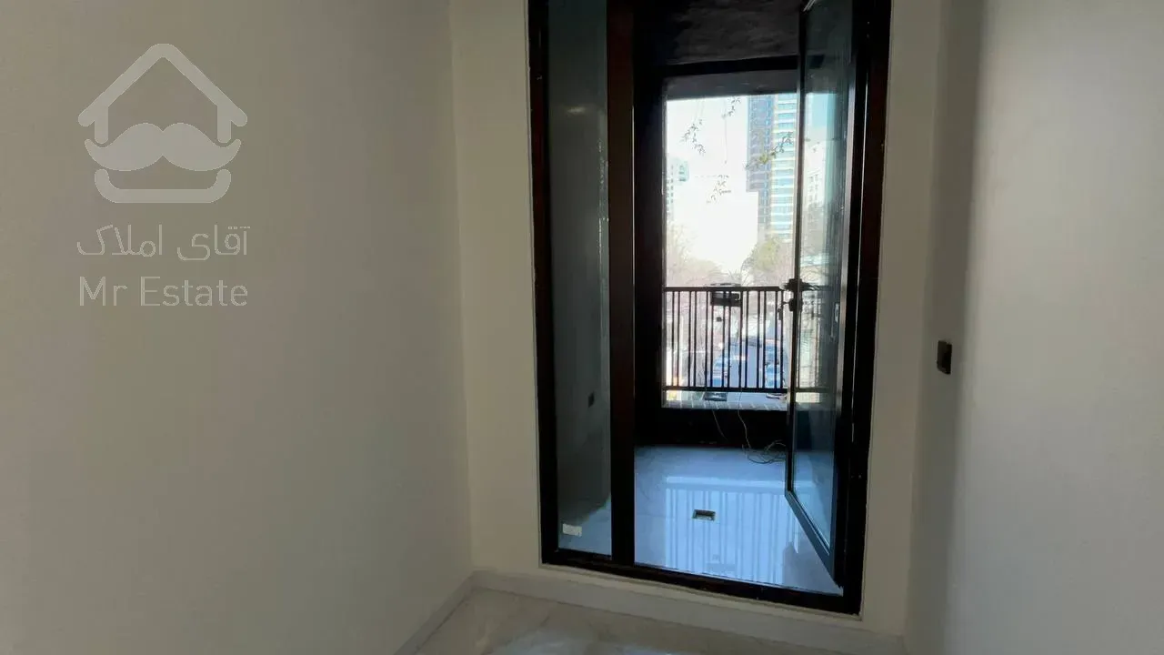 فروش اپارتمان 195 متری محمودیه