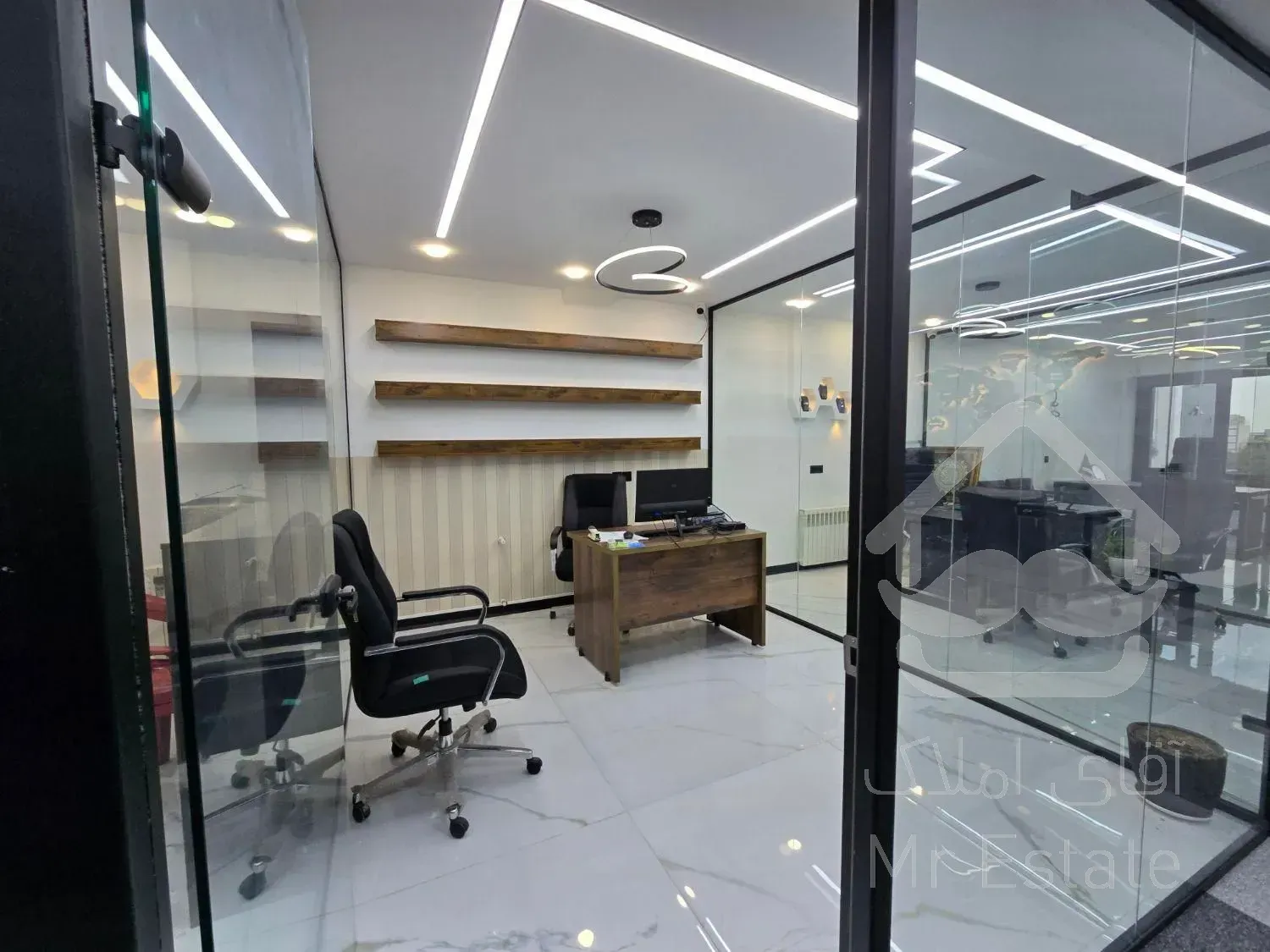 300متر سعادت آباد *سند اداری*۵پارکینگ*