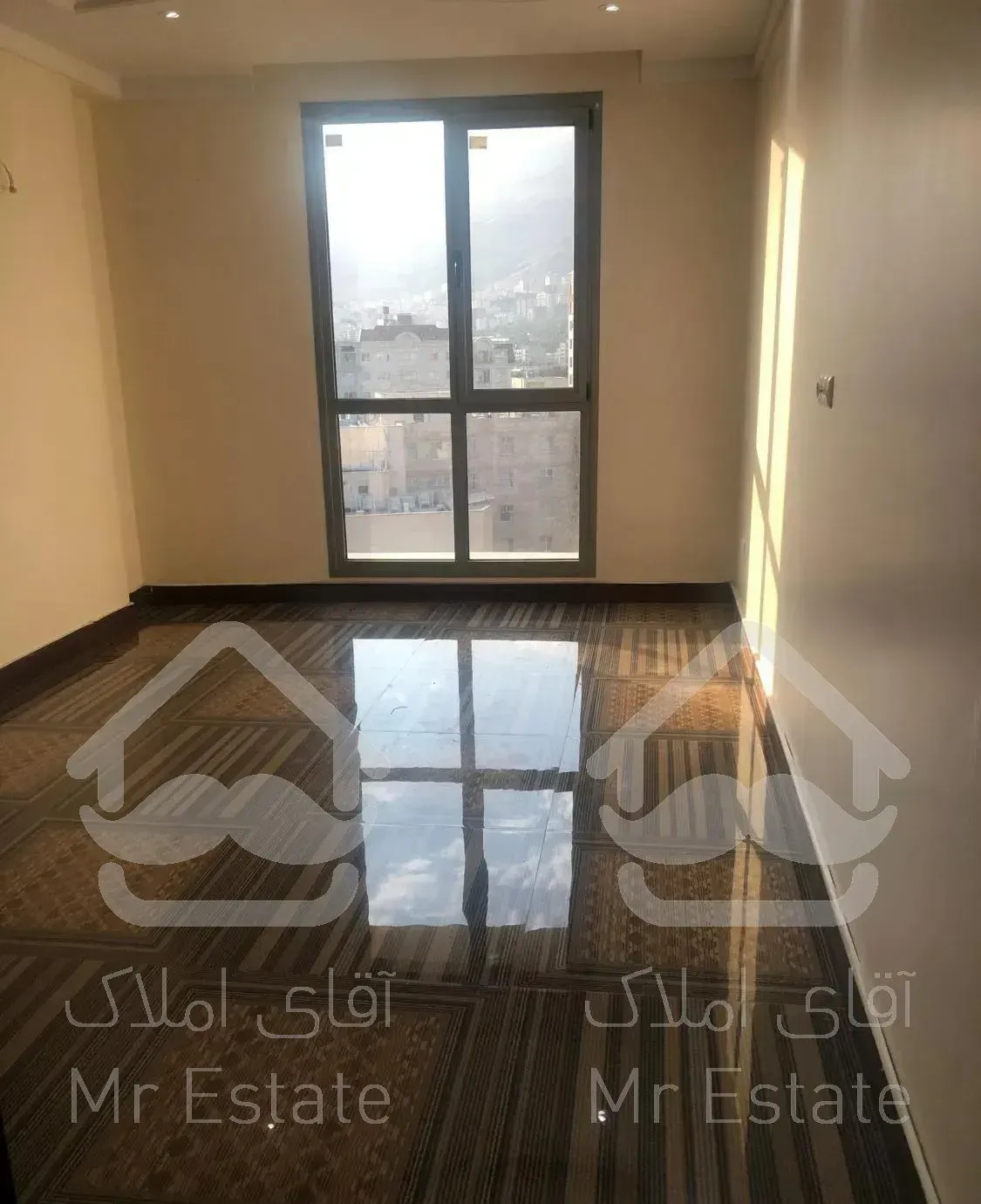 برج باغ /طبقه سوم/ فول / شیک