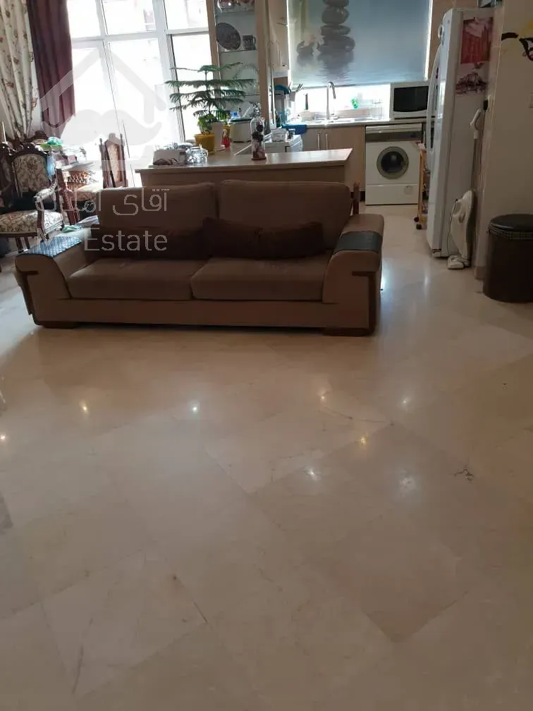 فروش 128 متری اختیاریه