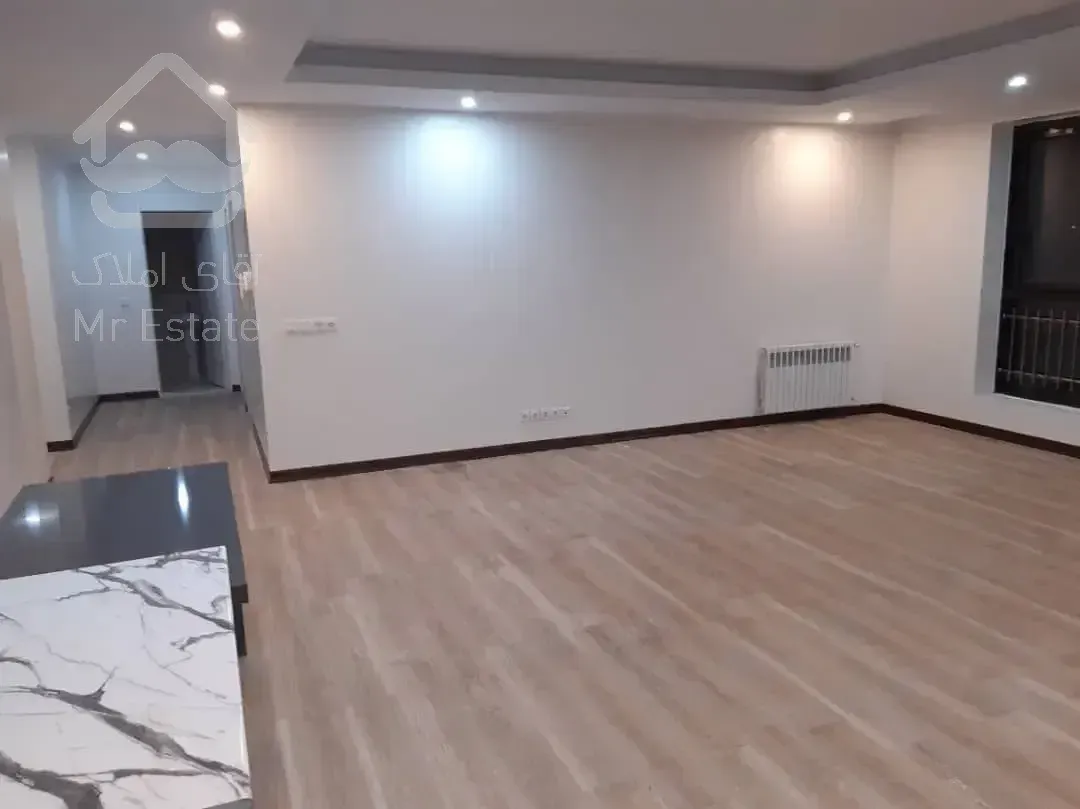 آپارتمان 110 متری ، شناور در نور ، بازسازی با متریال درجه ۱ ، مهستان