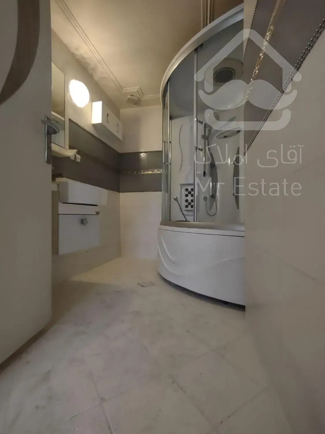 88متر دو خواب خوش قیمت