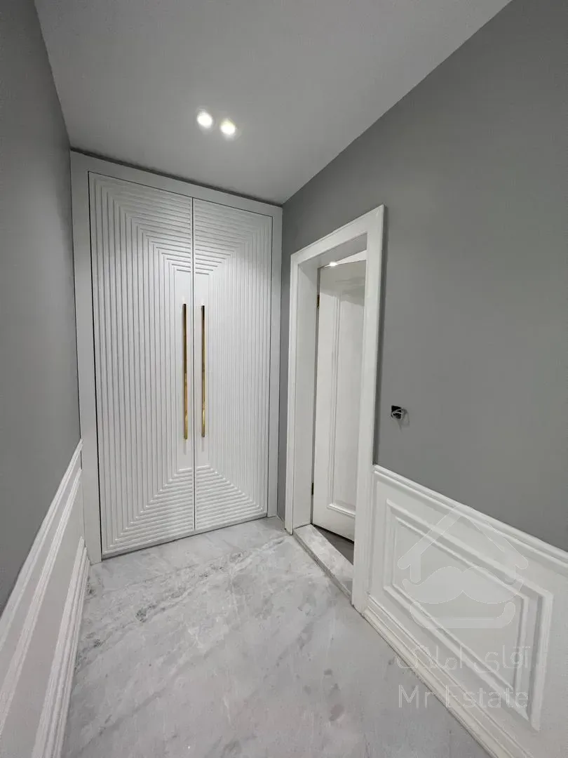 فروش اپارتمان 270 متری زعفرانیه