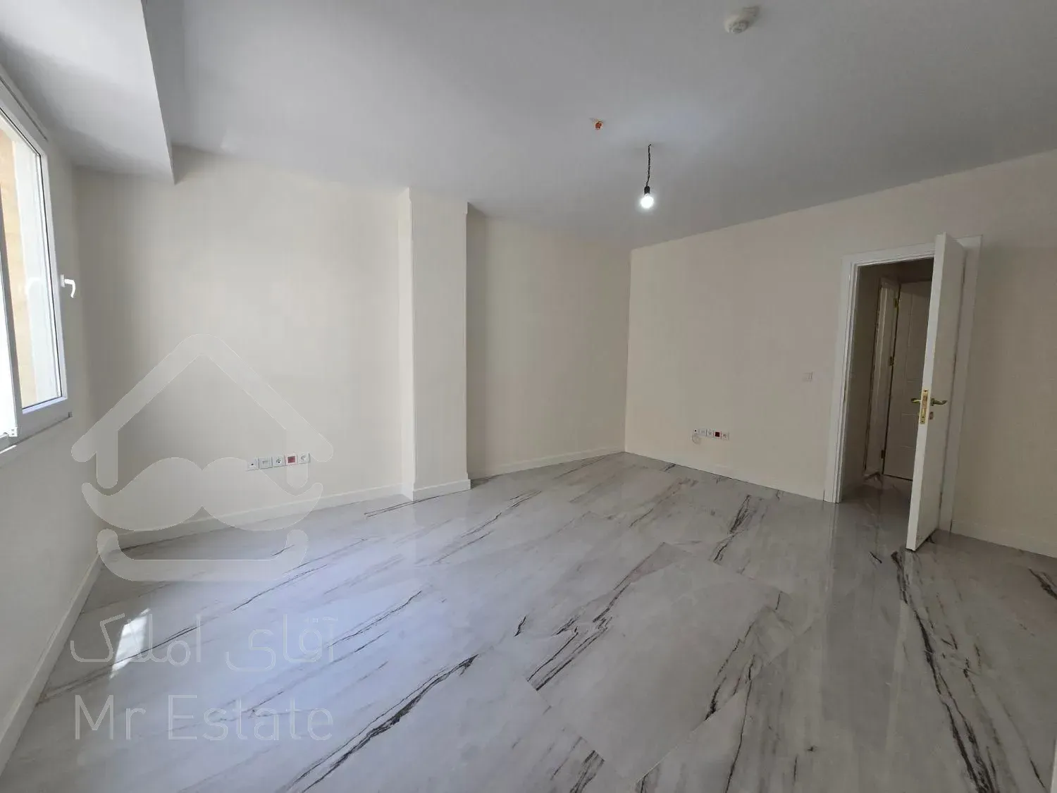 140مترسعادت آباد*نوساز*ویو و نقشه کاربردی *فلت