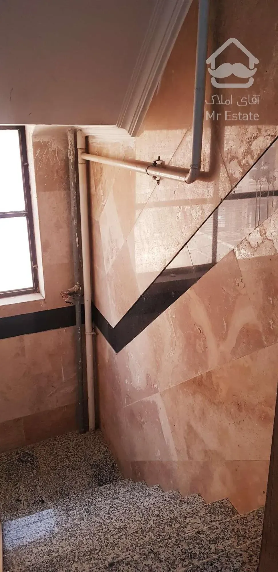 فروش فوری/ ۹۲ متر/پادادشرقی