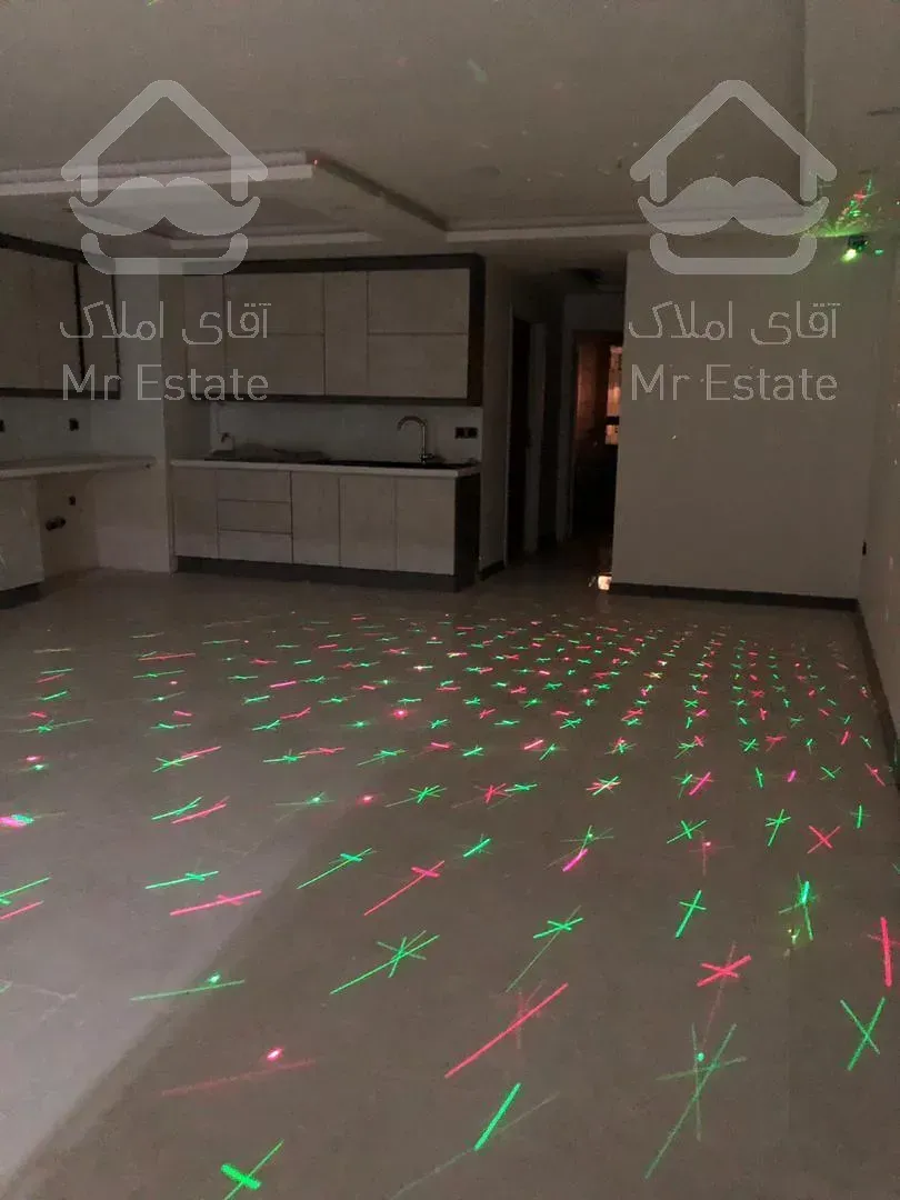 ۱۰۵متری کلید اول