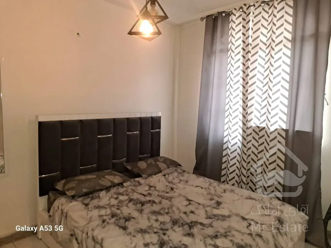 فروش آپارتمان ۵۵ متری سالن پرده خور ۵ ساله در ارم