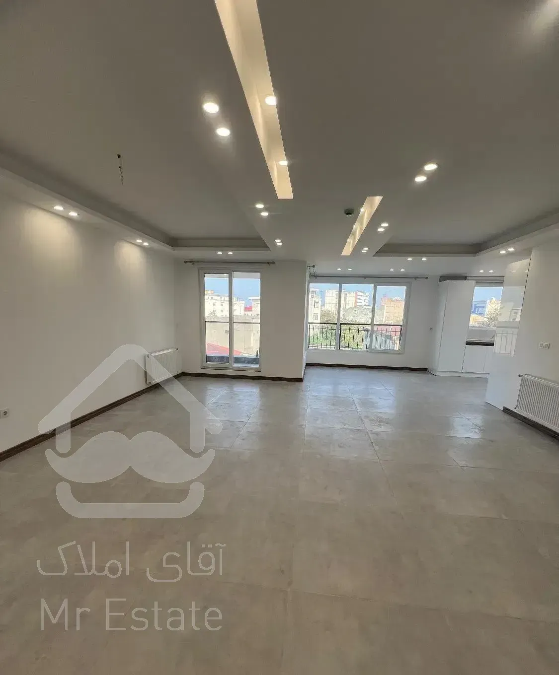 اجاره واحد ۱۴۰ متری کلید نخورده/مرکز شهر/ویو