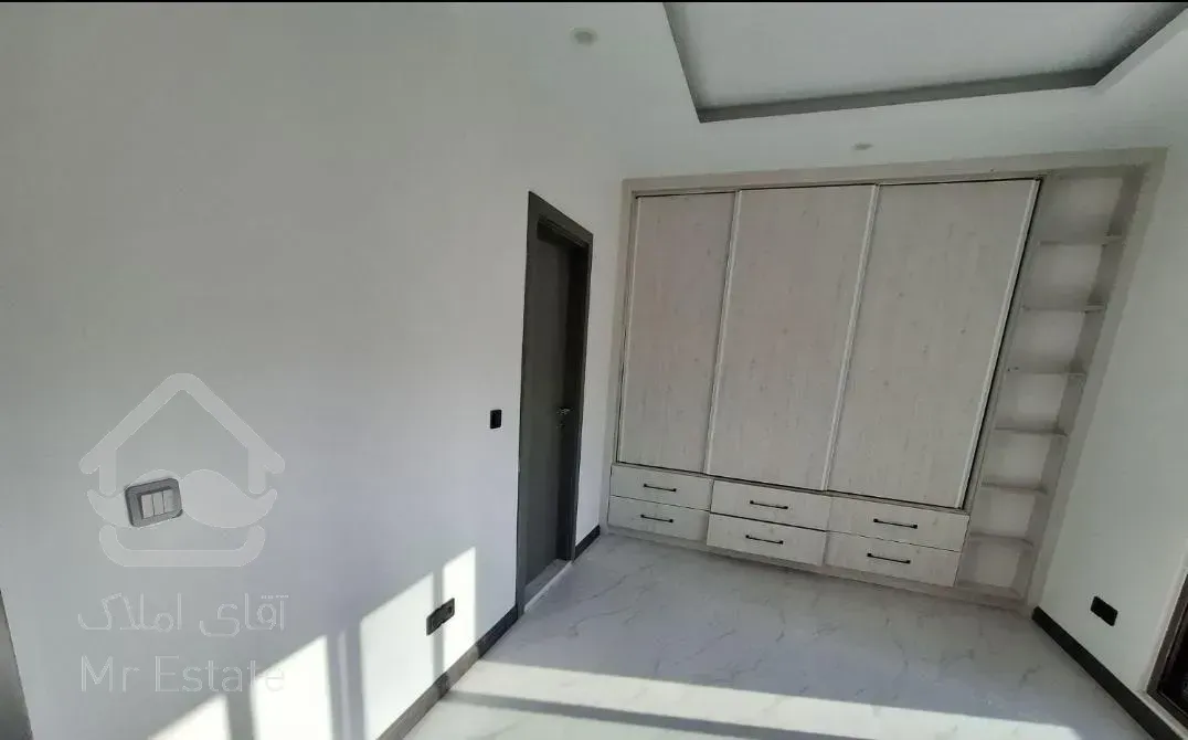 آپارتمان 200 متری/ سه خواب مستر / کلیدنخورده