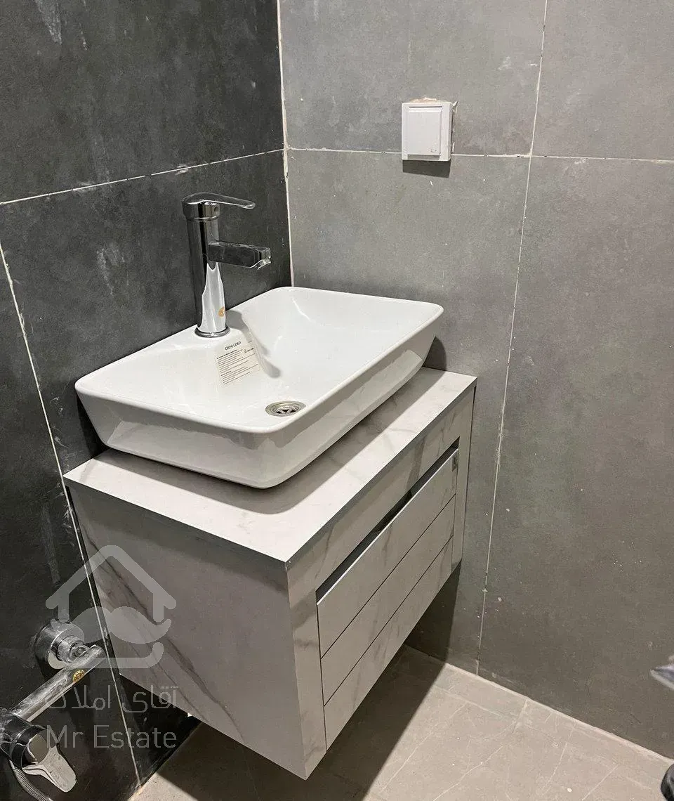 رهن 70 متری نوساز غدیر فاز 11