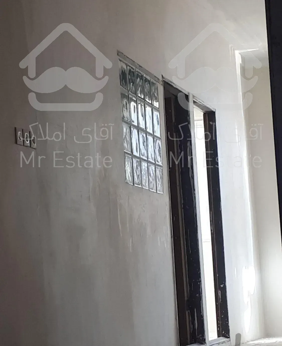 دیوارگچی بانصبوگچکاری وبلوک شیشه ای