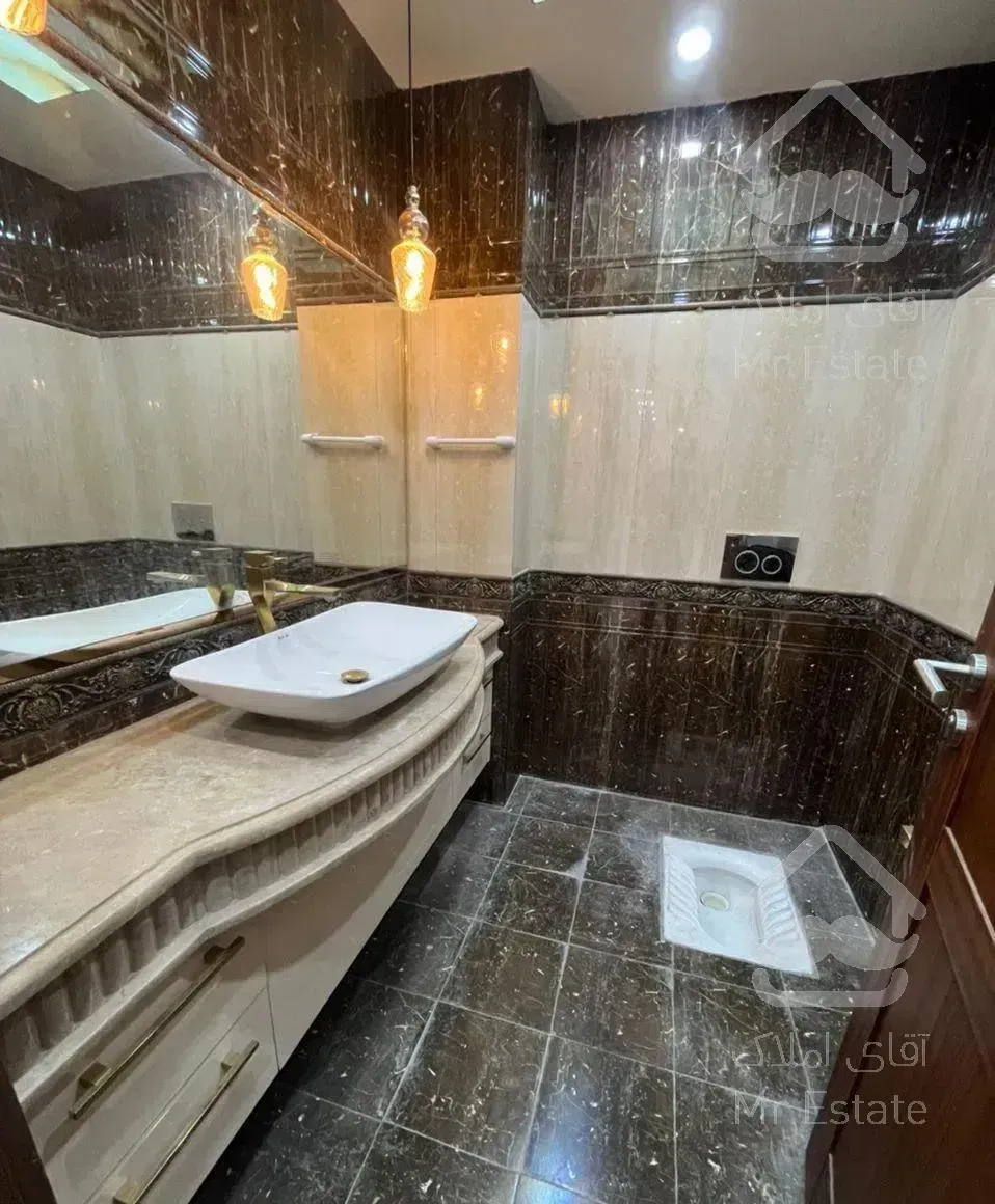 آپارتمان 210 متری  گیشا