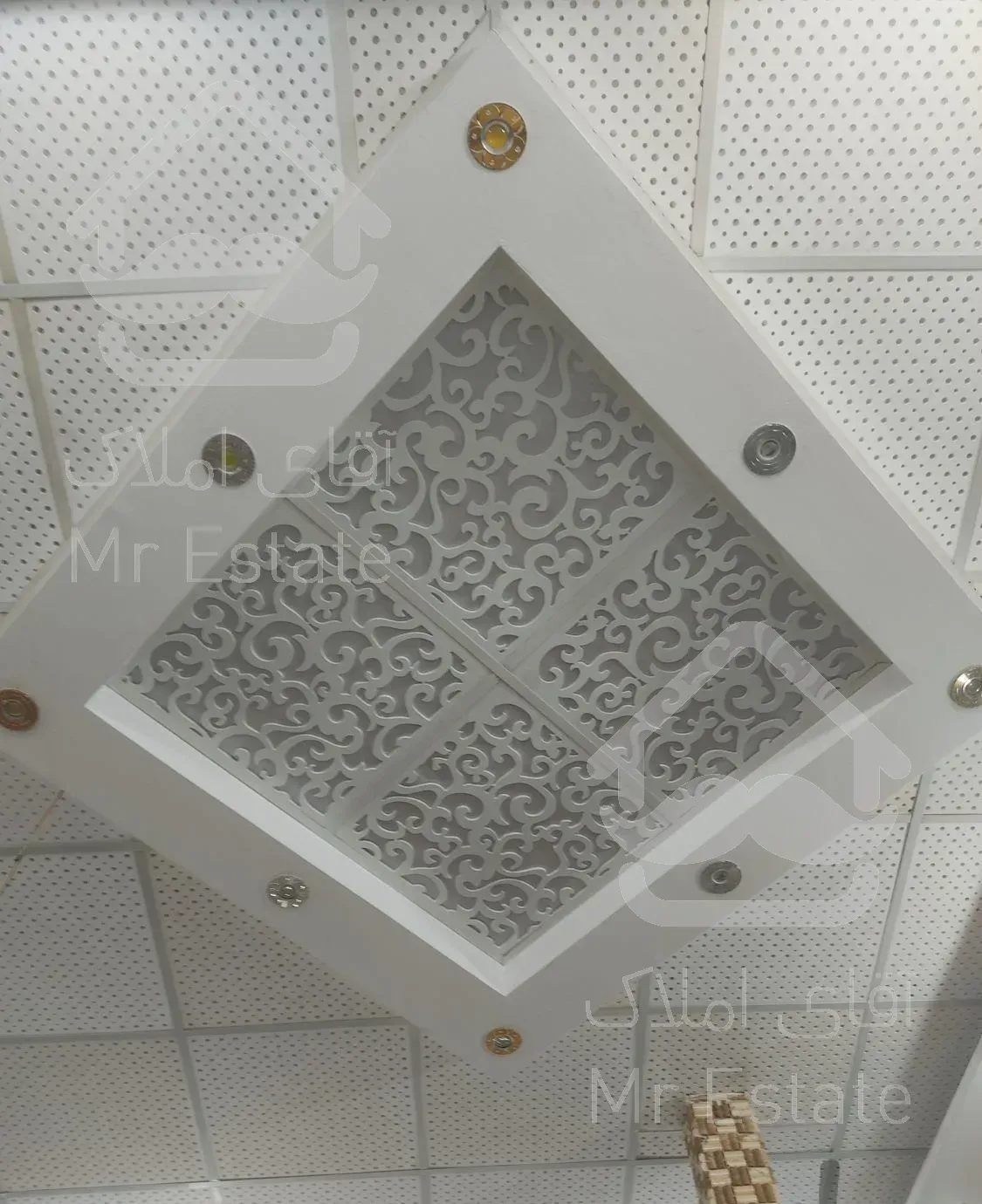 اجرای سقف کاذب سرویس حمام