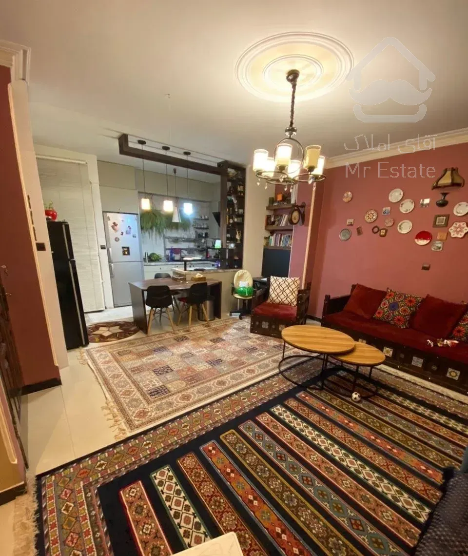 ۷۰ متر دو خواب بهترین لوکیشن فردوس غرب