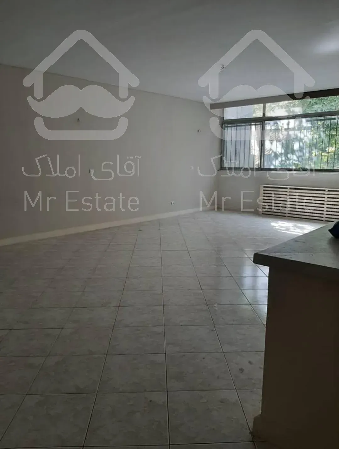 زعفرانیه نزدیک پالادیوم ۲۴۰ متر اختصاصی