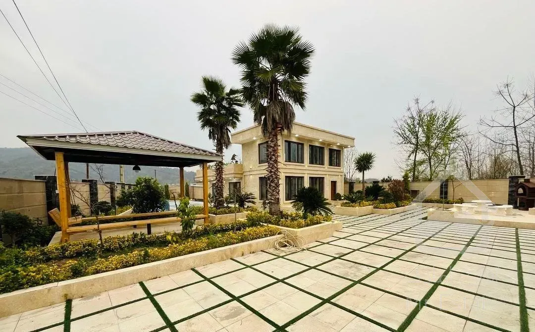 فروش خانه ویلایی ۸۶۰ متری ۲ خوابه