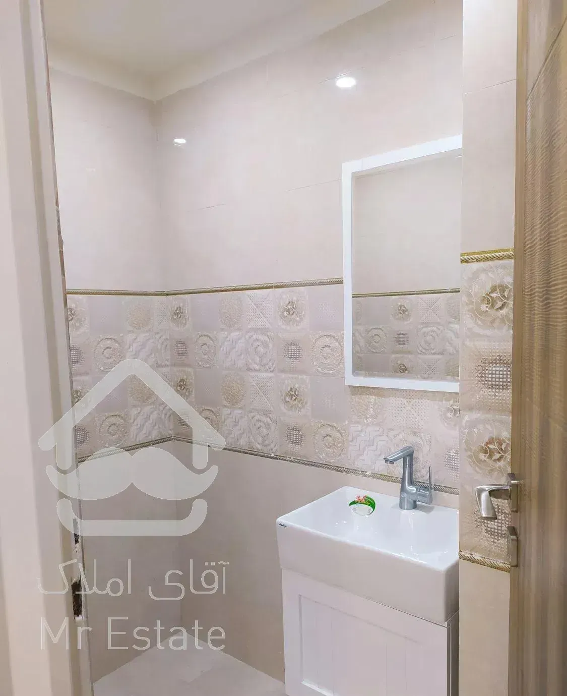 ۹۵متری/ سال/مالک اهل معامله