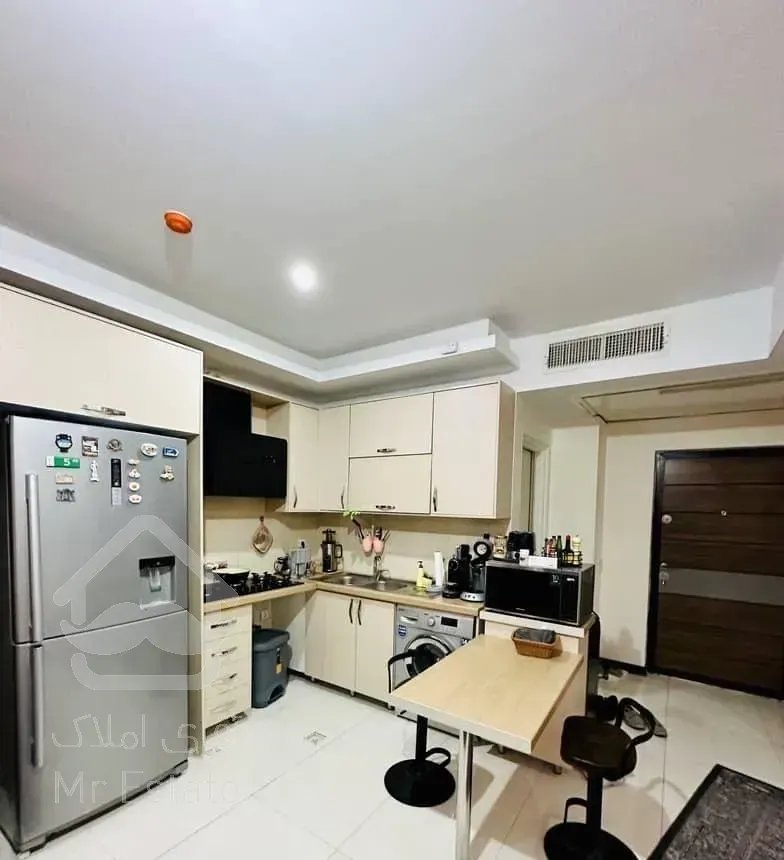 فردوس غرب ۱۳۵ متر فول