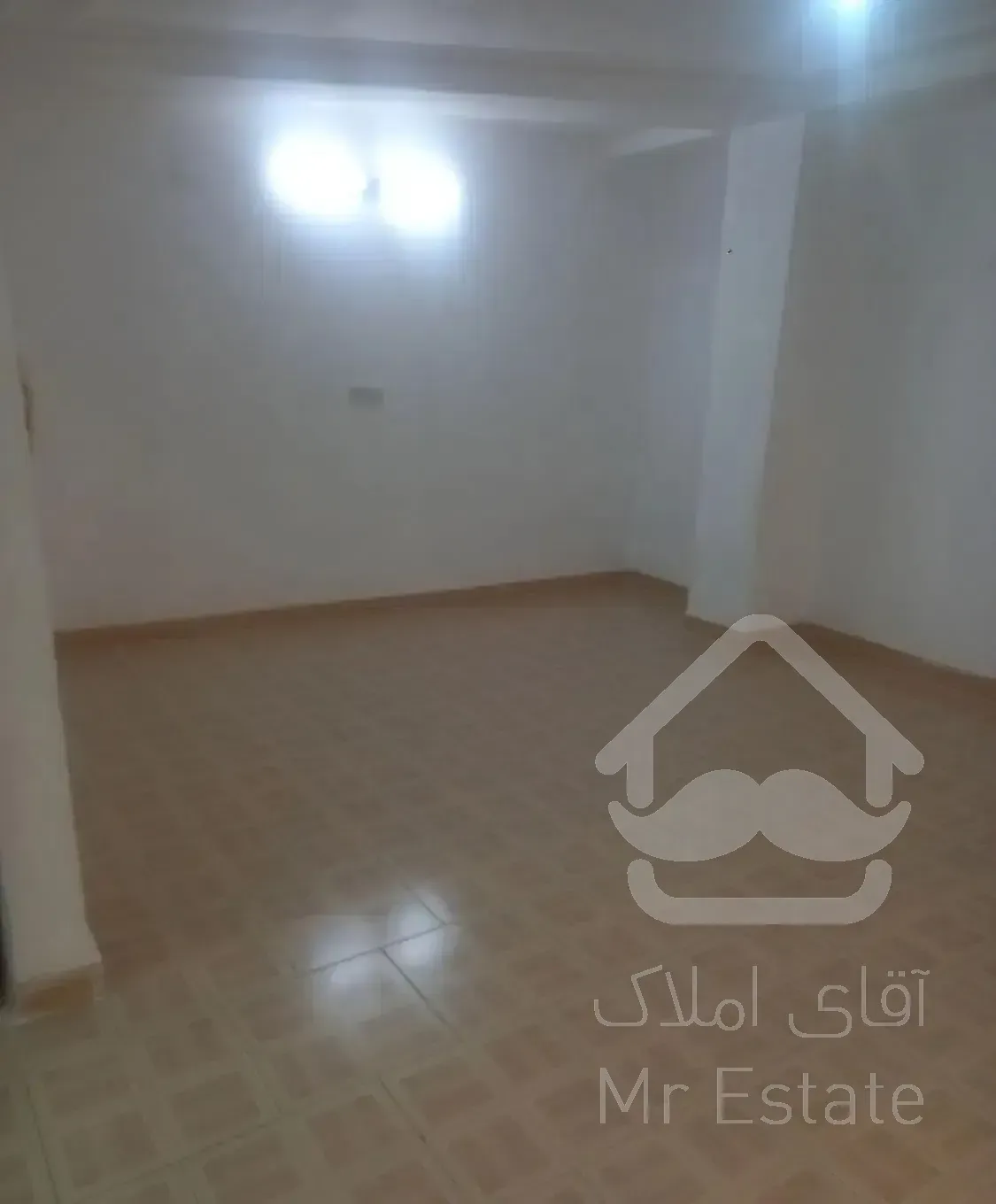 رهن سوئیت مستقل با پارکینگ  بلوار حکیم زاده لاهیجی