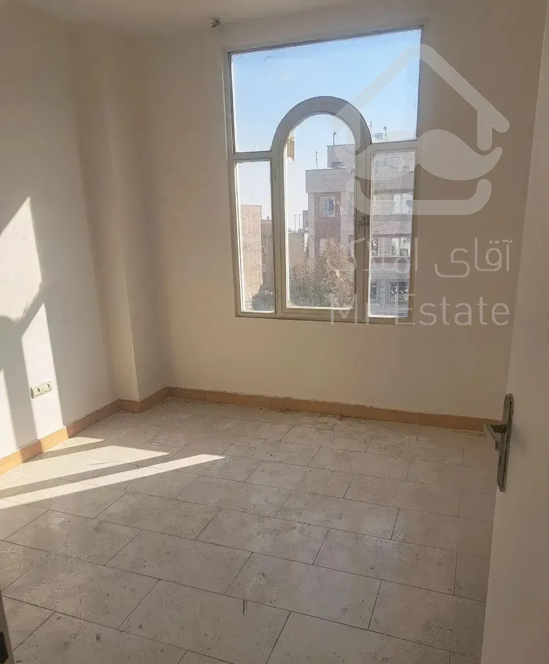 ۷۷ متر دوخوابه انتهای اشرفی (اقبالپور )