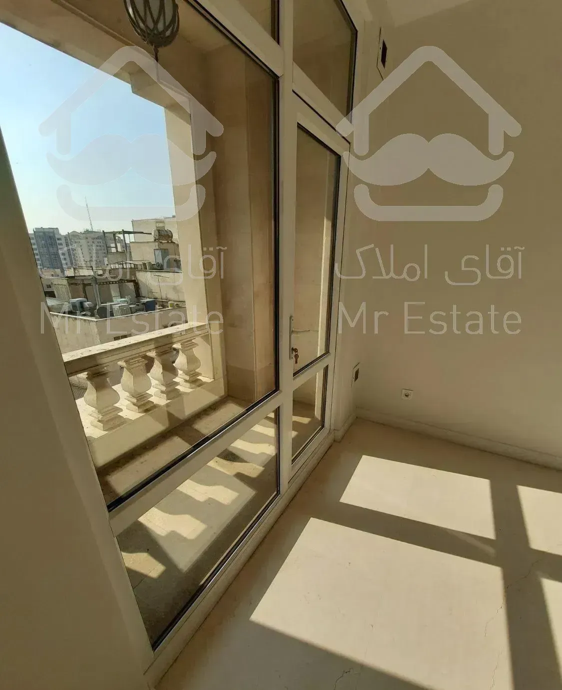 ۲۴۰ متر چهارخواب دزاشیب