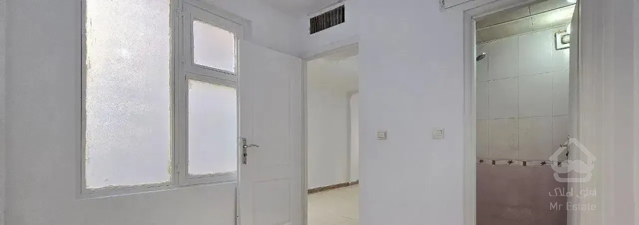 ۴۲ متر /طبقه۲/تکواحدی/پارکینگدار جیحون