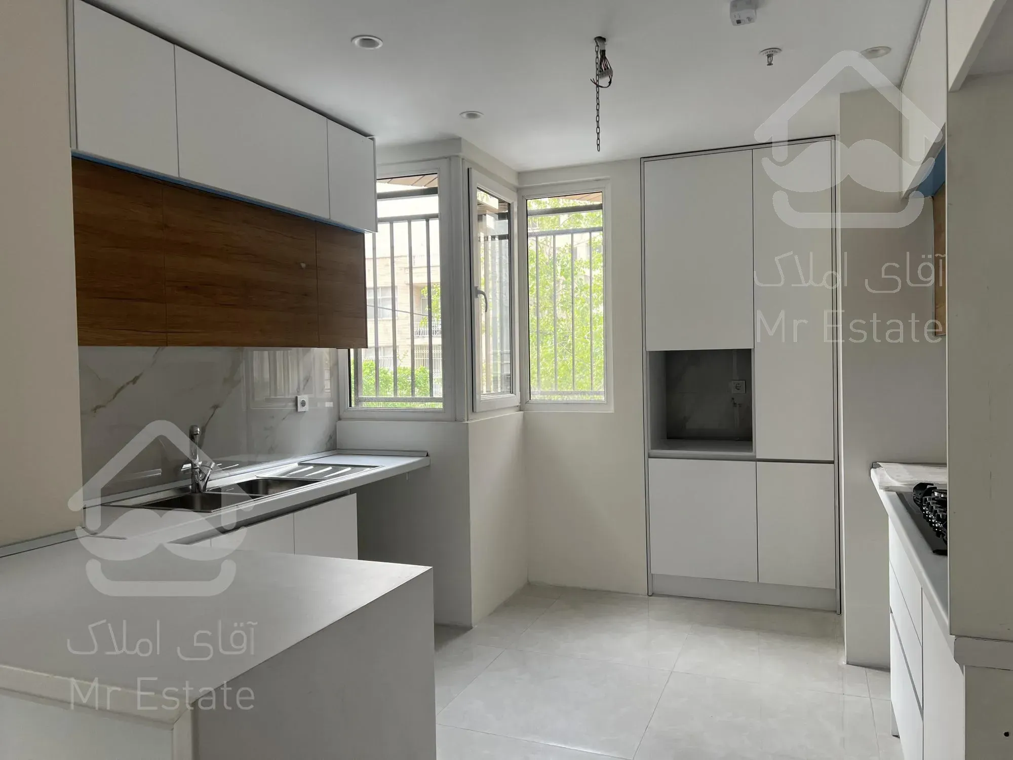 ۱۱۵ متر نوساز شمال میرداماد