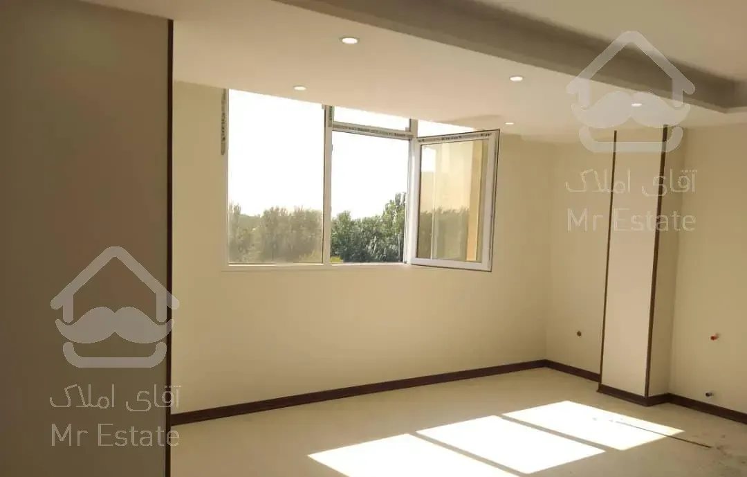 آپارتمان ۱۵۰ متر ۳ خواب کلید نخورده زیره