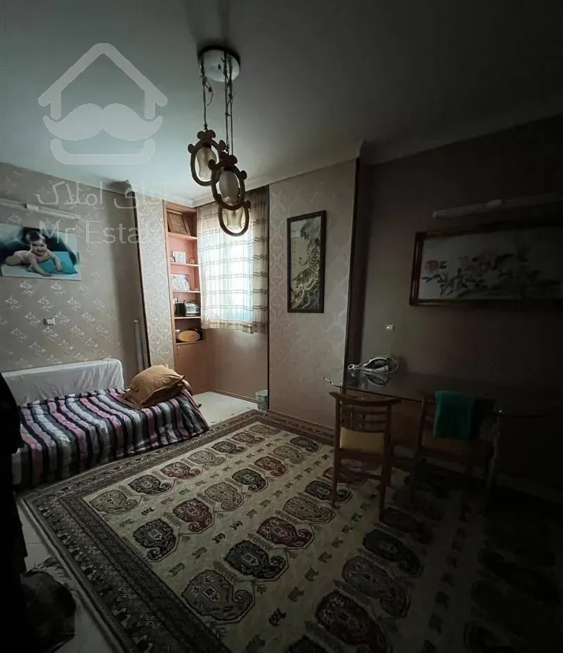 آپارتمان 220 متری بازسازی شده بر خیابان موحدیان