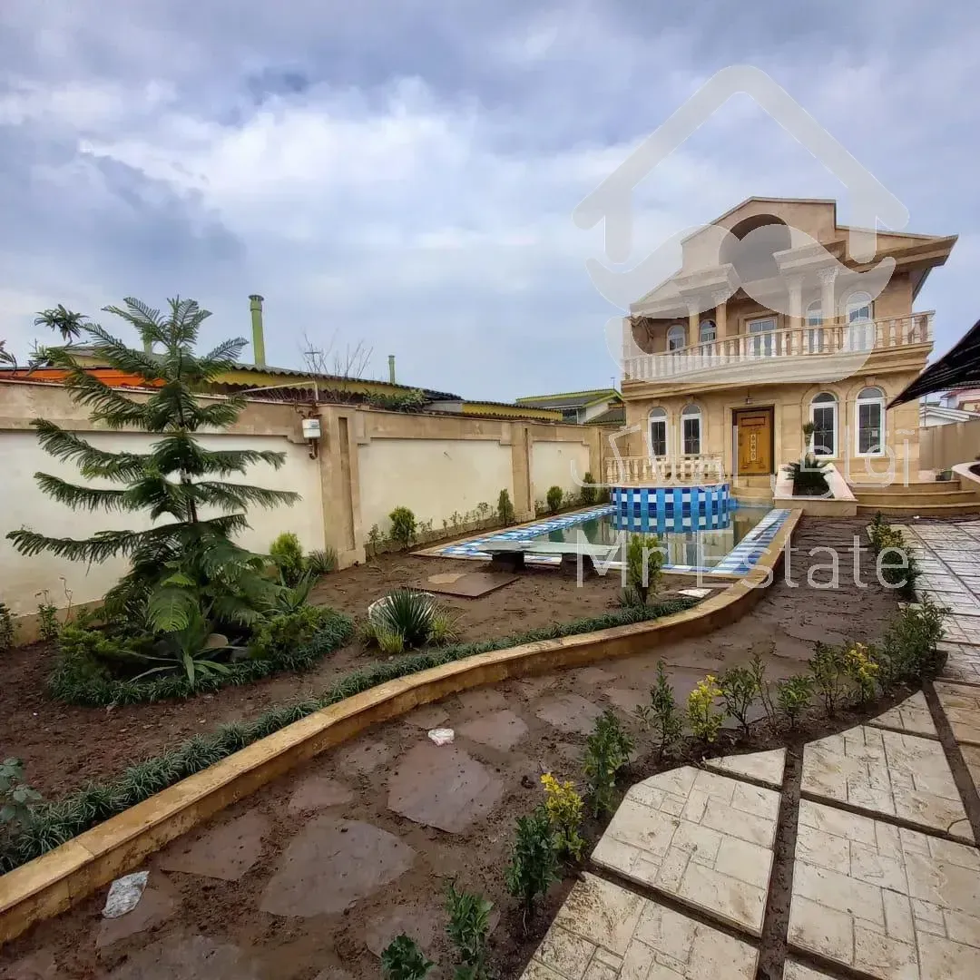 ویلا دوبلکس سند دار ، استخردار