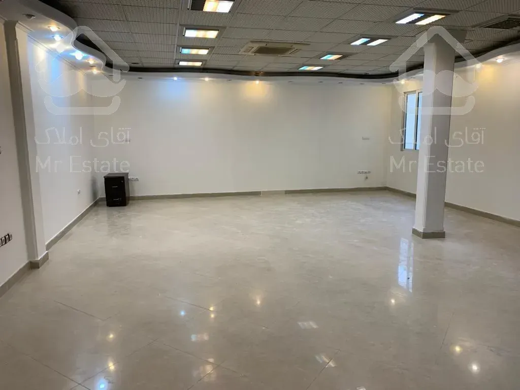 ۱۶۰۰متر سند اداری بخارست