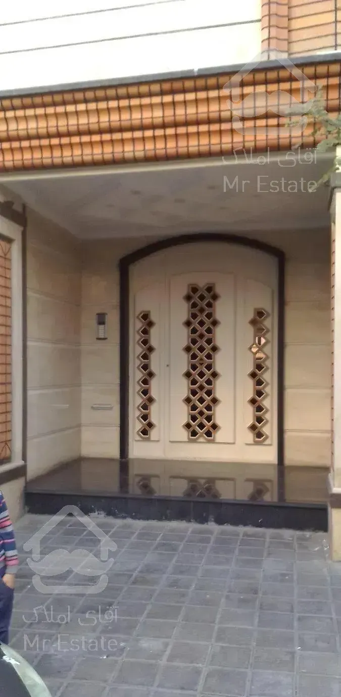 150متر سه خوابه ولیعصر لارستان