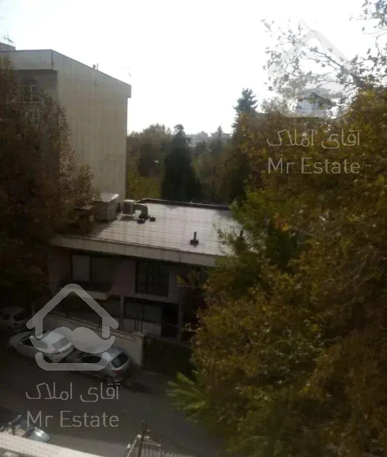 آپارتمان 210 متری خیابان مقدسی نیاوران