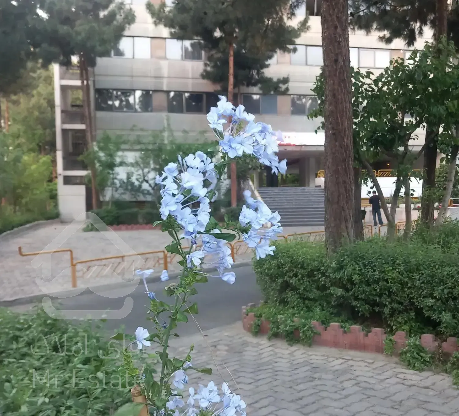 تلفیقی از دوبلکس و فلت ۱۹۰متری فاز۲ املاک بهنام