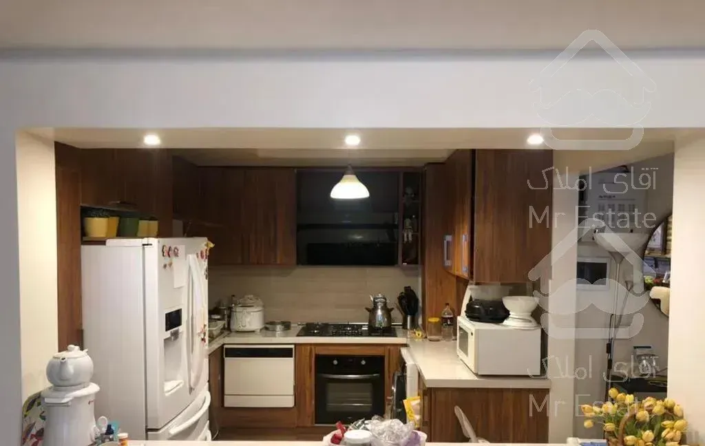 ۱۲۲ متر ۳ خواب نوبنباد طبقه پنجم رهن کامل