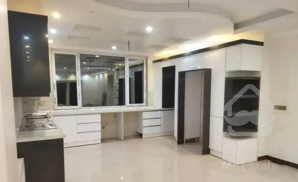 ۱۱۵ متر سه خوابه محدوده ۴ راه ولیعصر