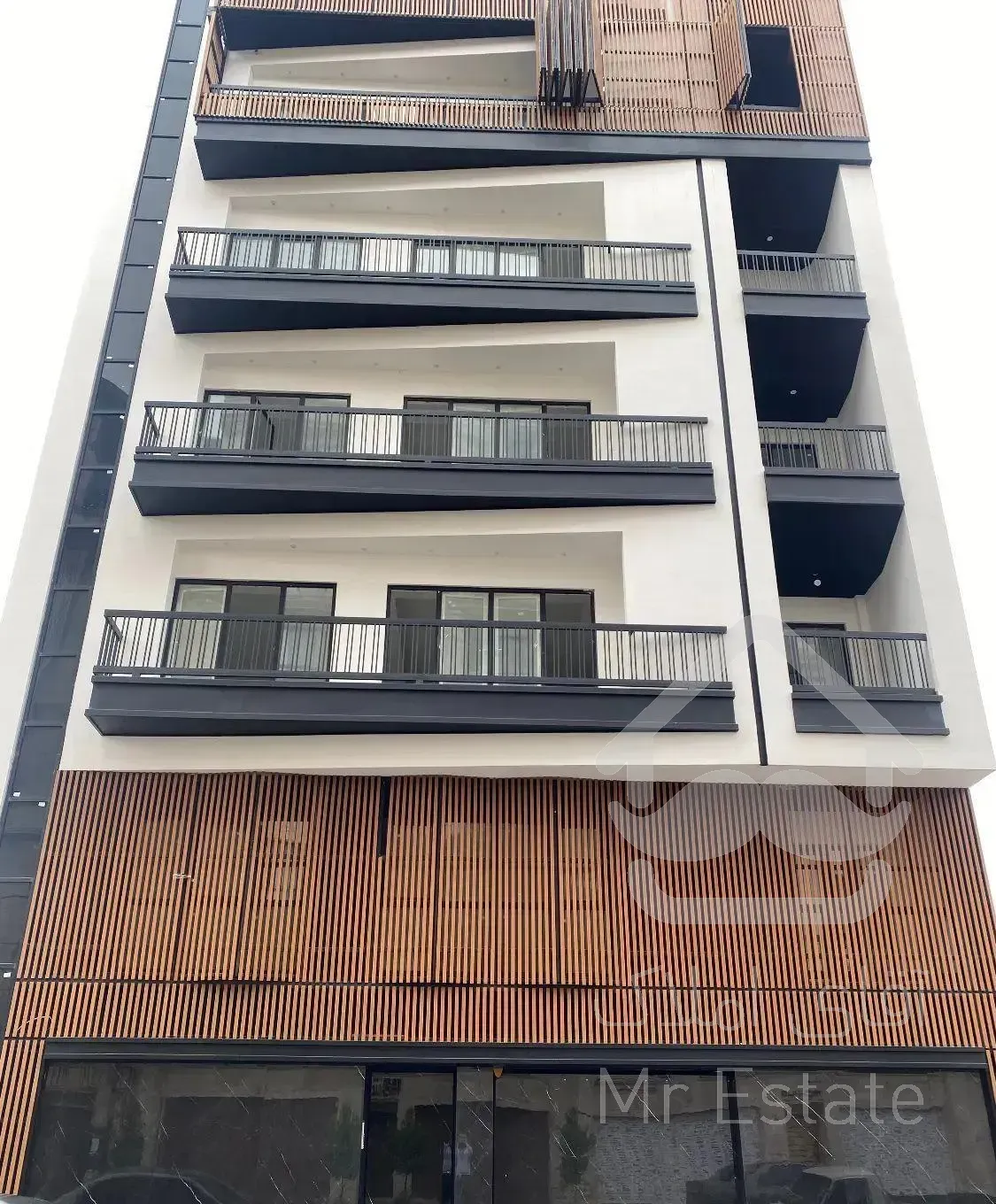 واحد لوکس ۲۶۰ متری