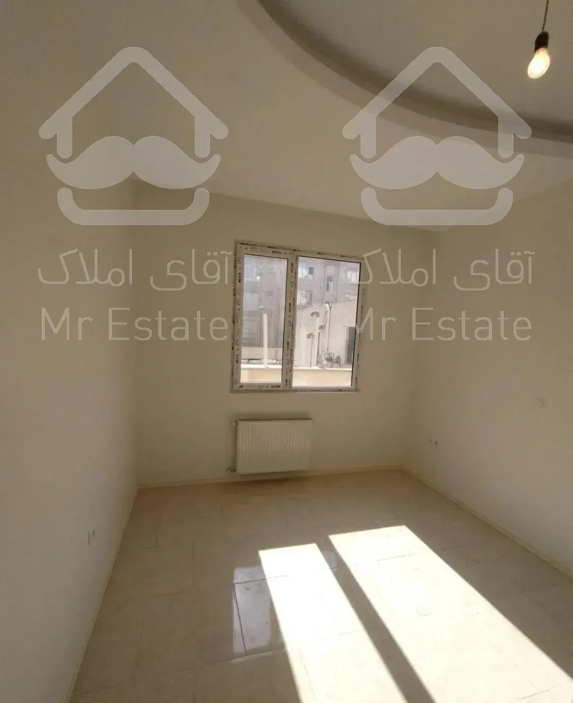 آپارتمان ۱۲۸ متری/سه خواب/سند تک برگ