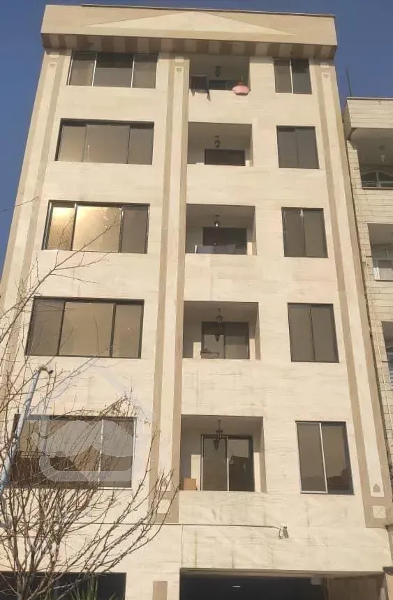 ۷۳ متر فول امکانات سالن پرده خور