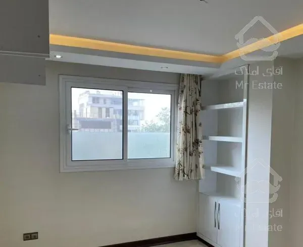 آپارتمان 230متری تک واحدی  خ باغ دریاچه