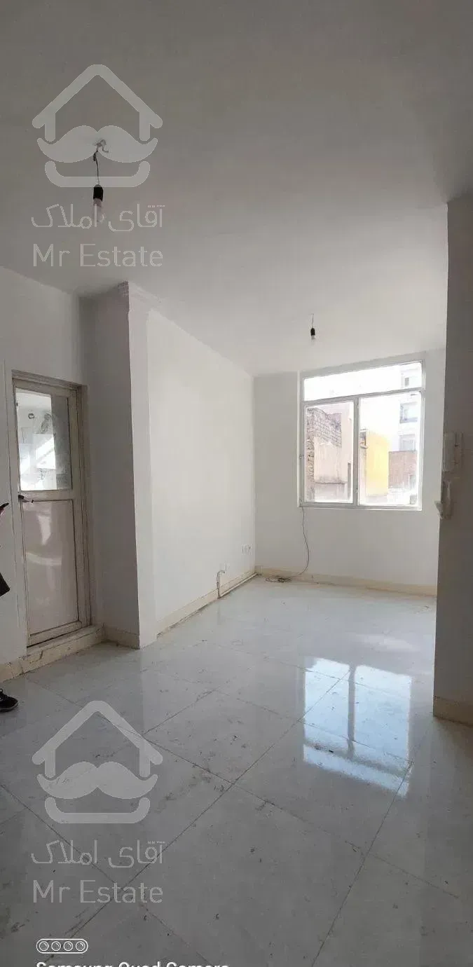 صفاشرقی/۳۸ متر/طبقه ی دوم /نور