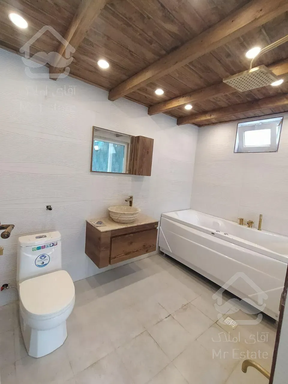 فروش ویلا ۵۳۰ متری