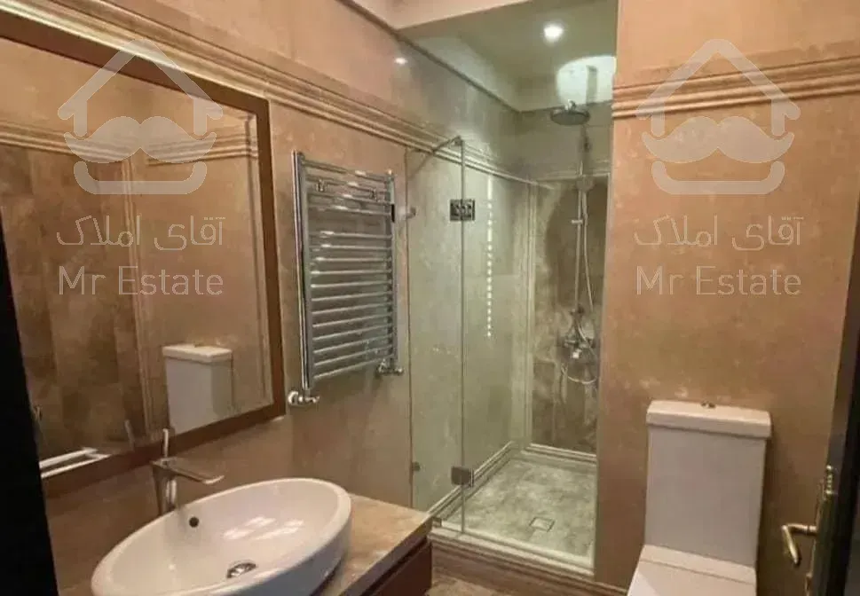 140متر 3خ ویو  تراس بزرگ