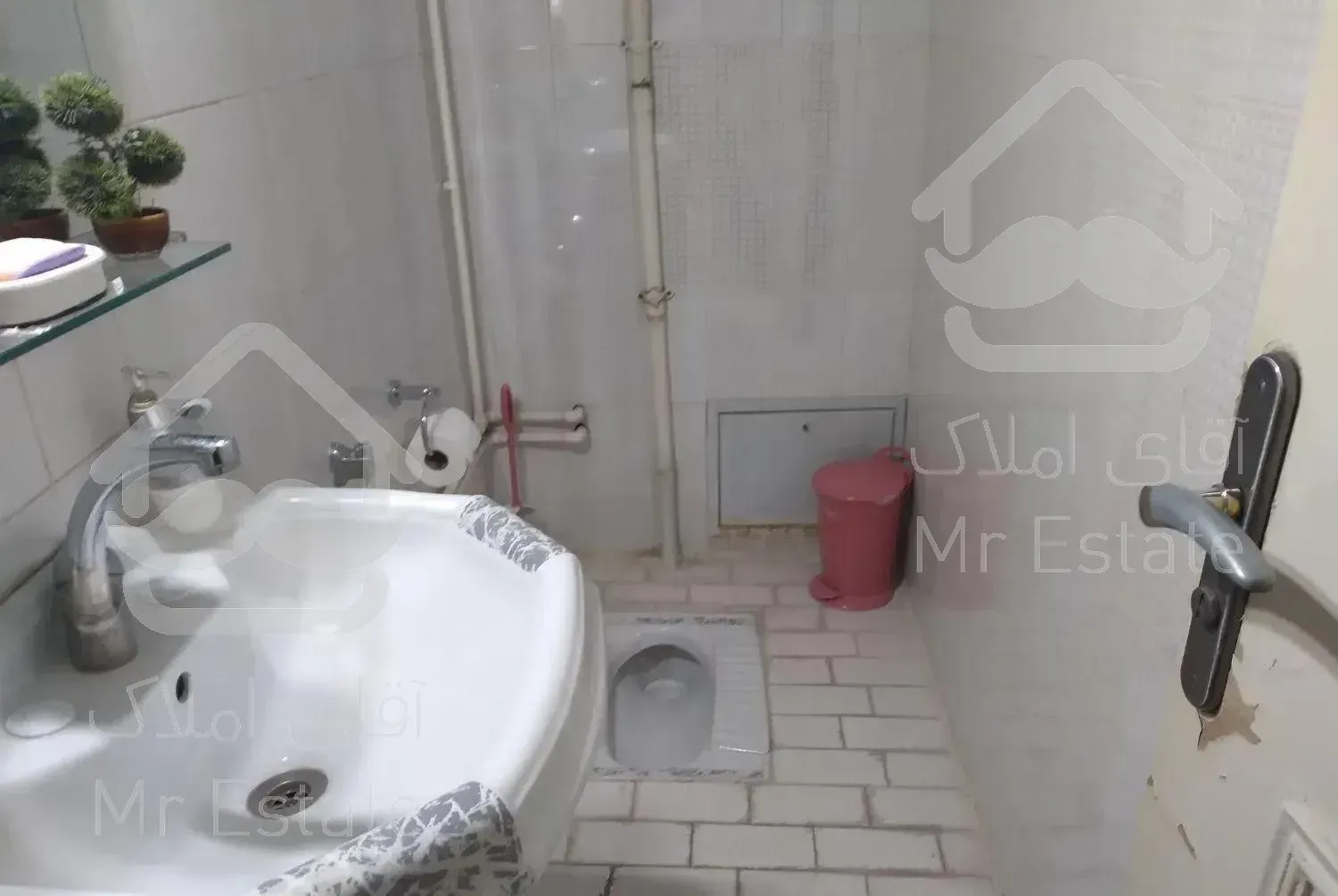 اپارتمان ۹۲متری با حیاط اختصاصی