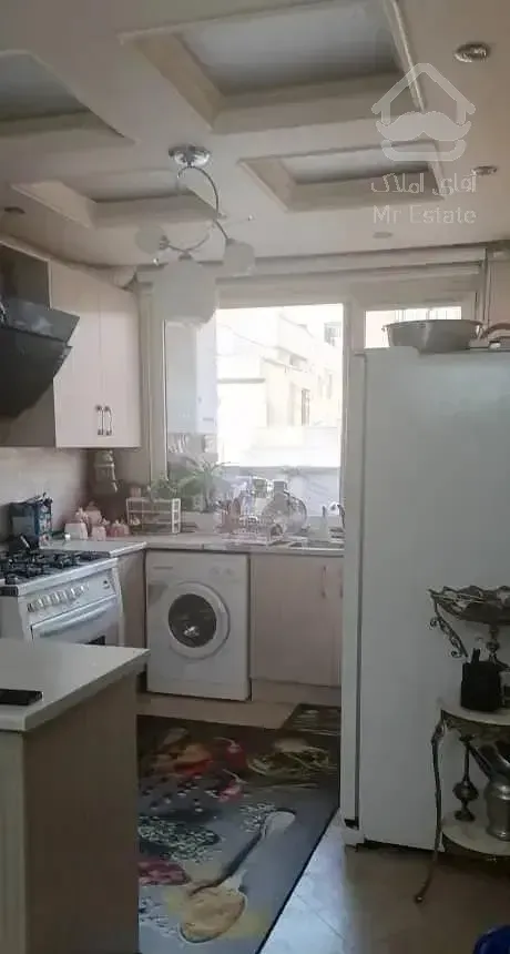 یک واحد آپارتمان ۶۰ متری طبقه چهارم میدان امامت