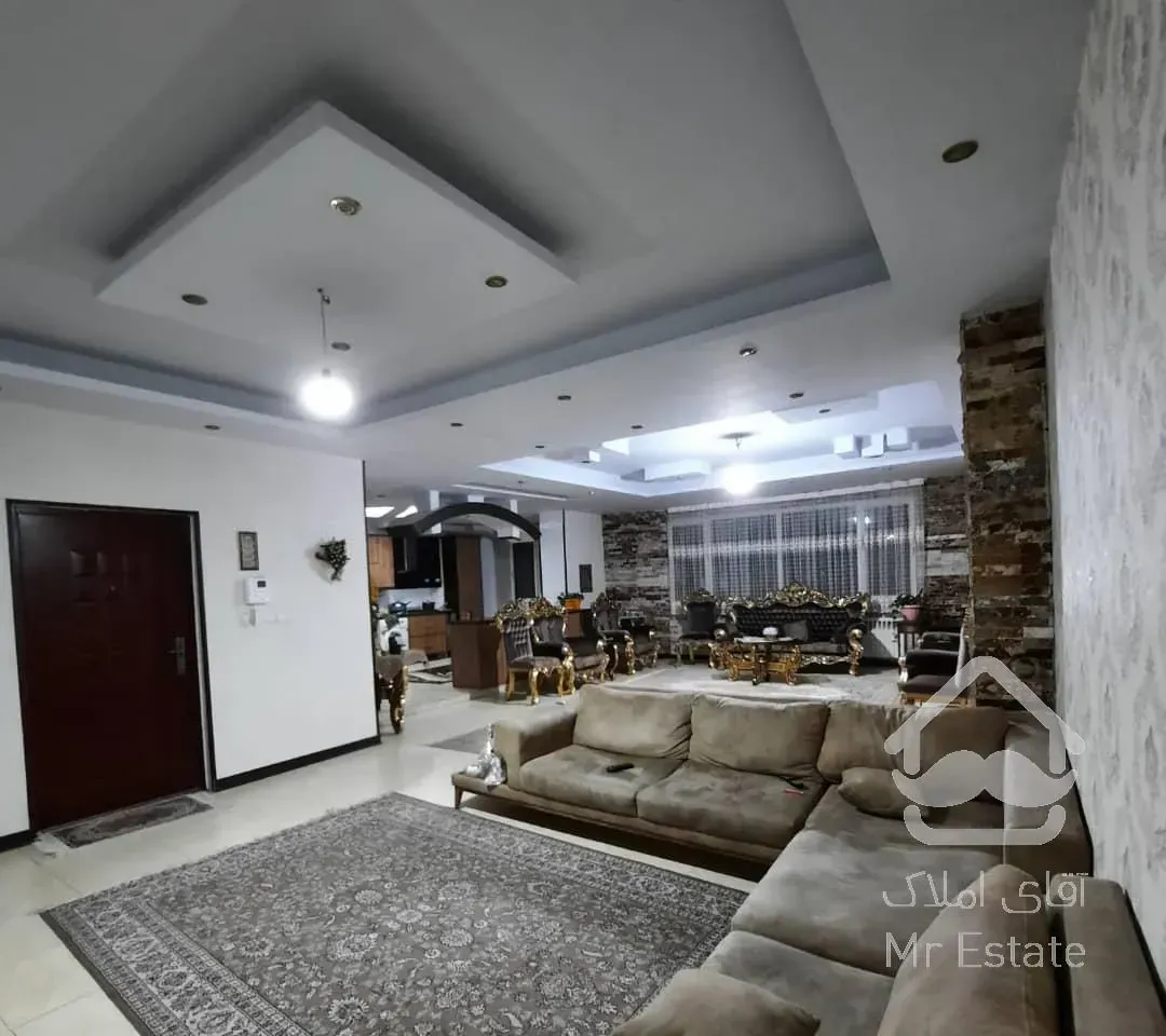 اپارتمان طبقه چهارم ۳خواب  ۱۵۷ متر