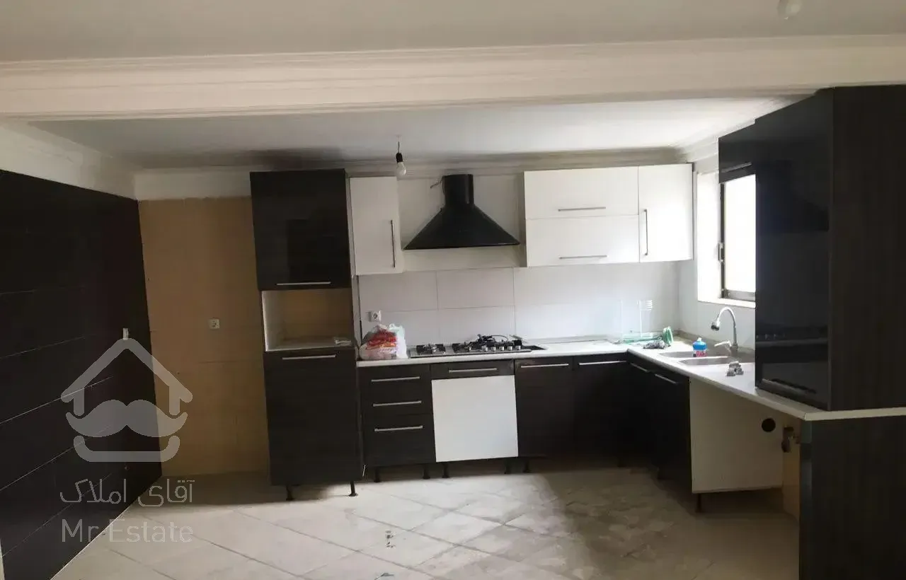 اجاره واحد آپارتمان 140متری محدوده  هتل مازرون