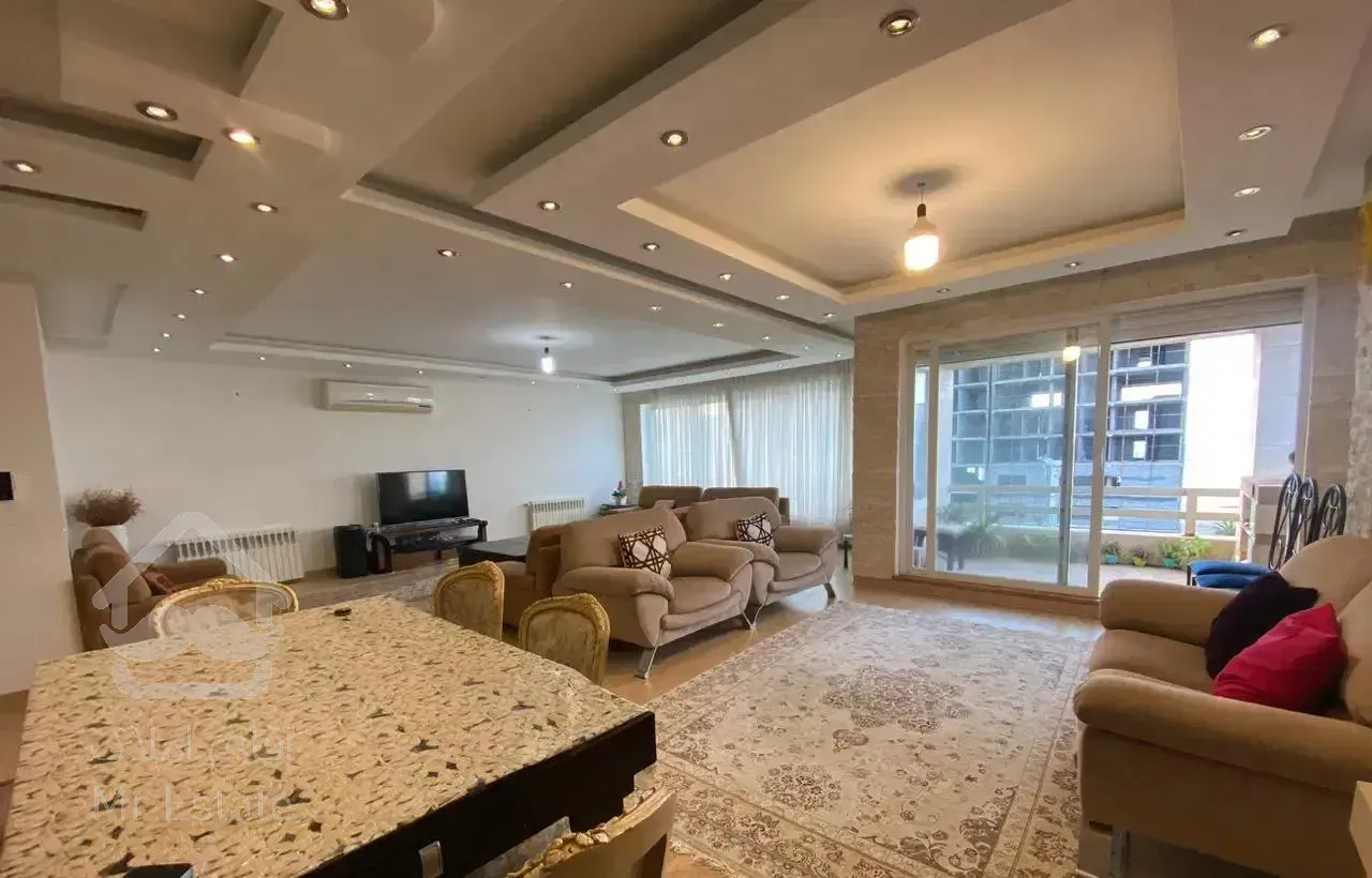 اپارتمان ساحلی با ویو دریا