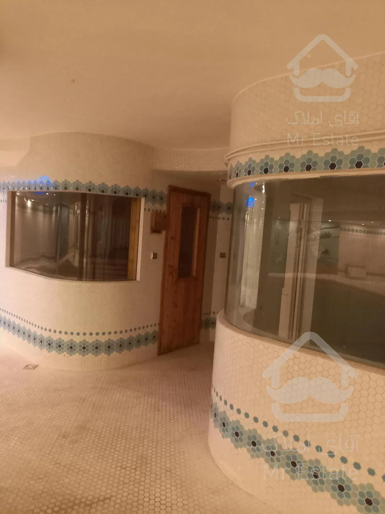 آپارتمان ۱۳۵ متری محمودیه زعفرانیه